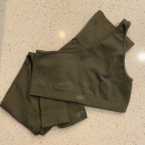 Set Active One Shoulder Sports Bra and Matching Leggings